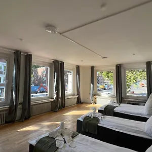  Apartment Shared At Heumarkt, City Center Germany